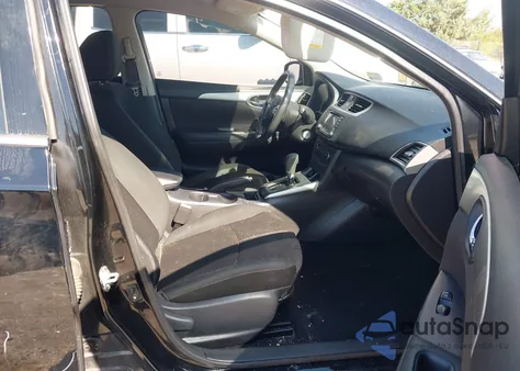 2018 Nissan Sentra S z USA, uszkodzony, nr VIN 3N1AB7AP9JY247174